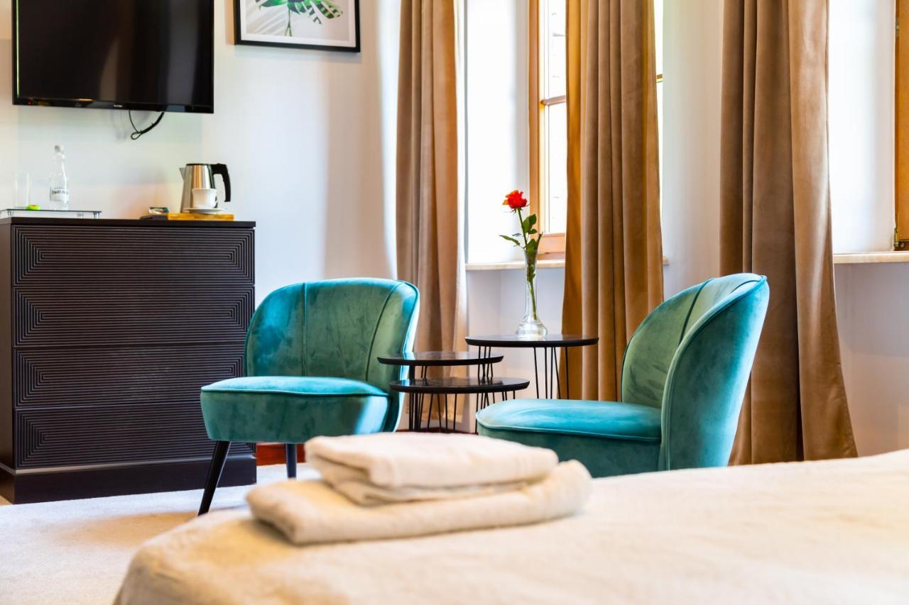 Palac Jablonowo Bed and Breakfast Ujście Εξωτερικό φωτογραφία