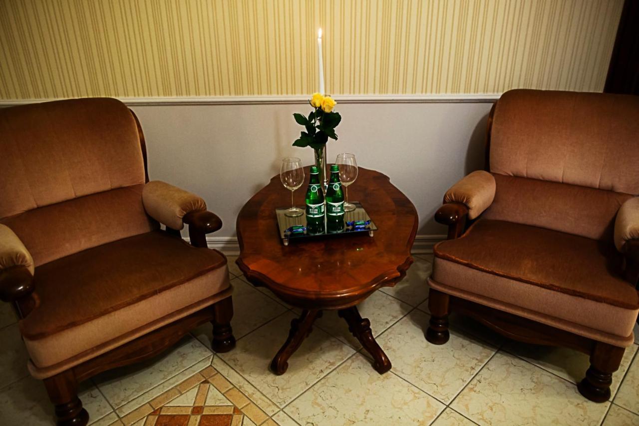 Palac Jablonowo Bed and Breakfast Ujście Εξωτερικό φωτογραφία